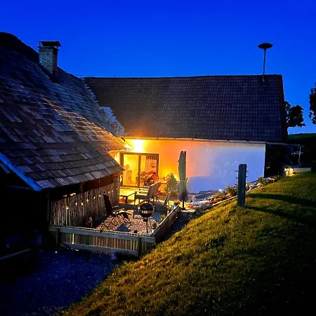 Haus Tilia Karinthie *