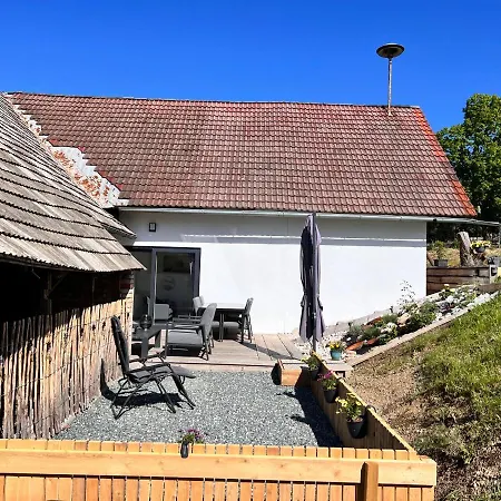 Haus Tilia Karinthie Apartment Noetsch